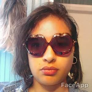 Meet your Posher, Donye